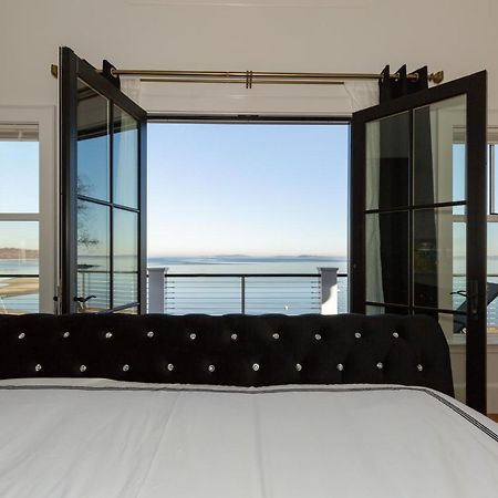 Luxury Oceanfront Bayside Jewel Villa Quincy Eksteriør billede