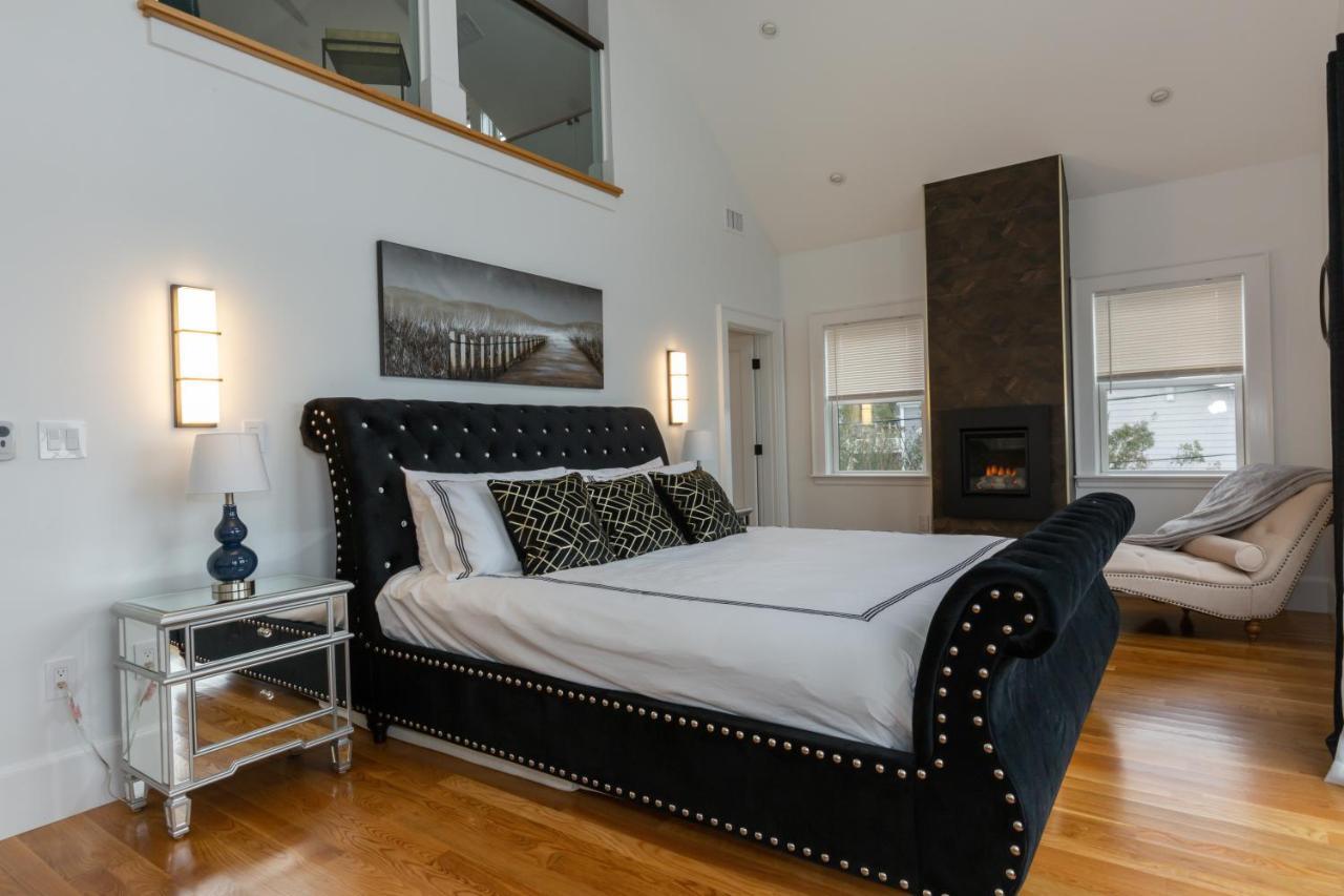 Luxury Oceanfront Bayside Jewel Villa Quincy Eksteriør billede